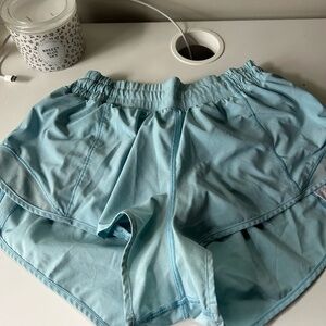 Lululemon Hotty Hot Low Rise 2.5'' Short